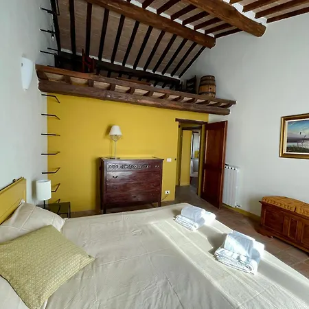 Casale Dell'assiolo 3*