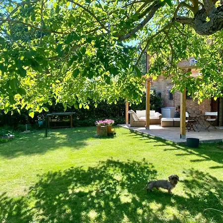 Bed & Breakfast Casale Dell'assiolo 4*